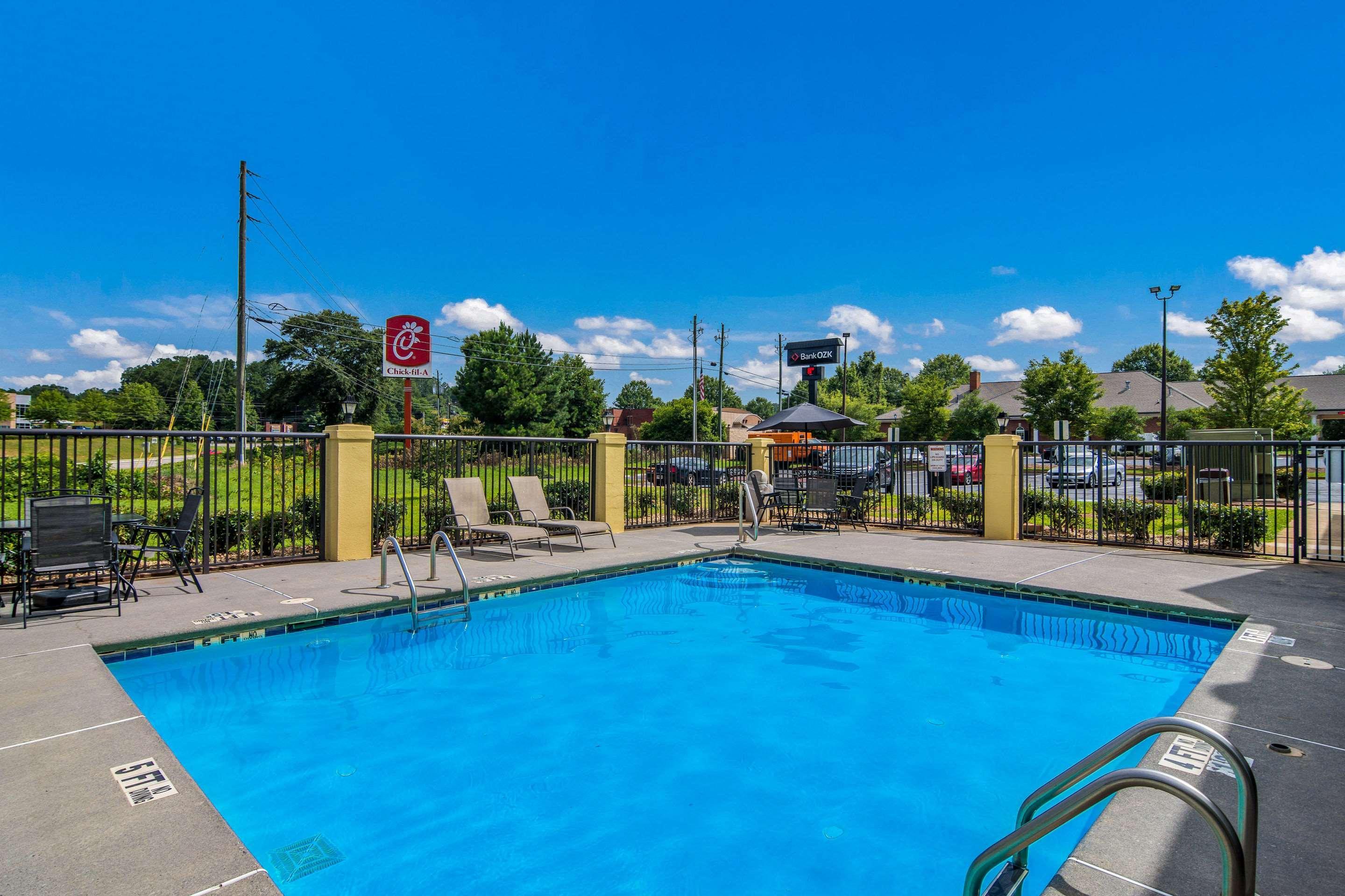 Quality Inn & Suites Canton, Ga Dış mekan fotoğraf