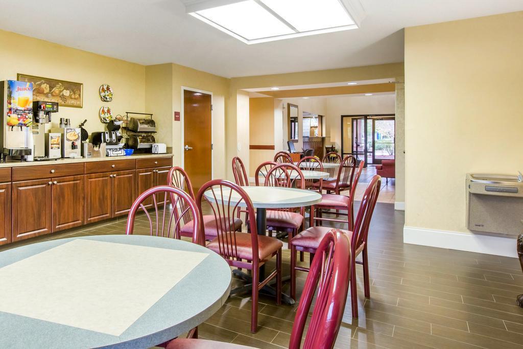 Quality Inn & Suites Canton, Ga Dış mekan fotoğraf